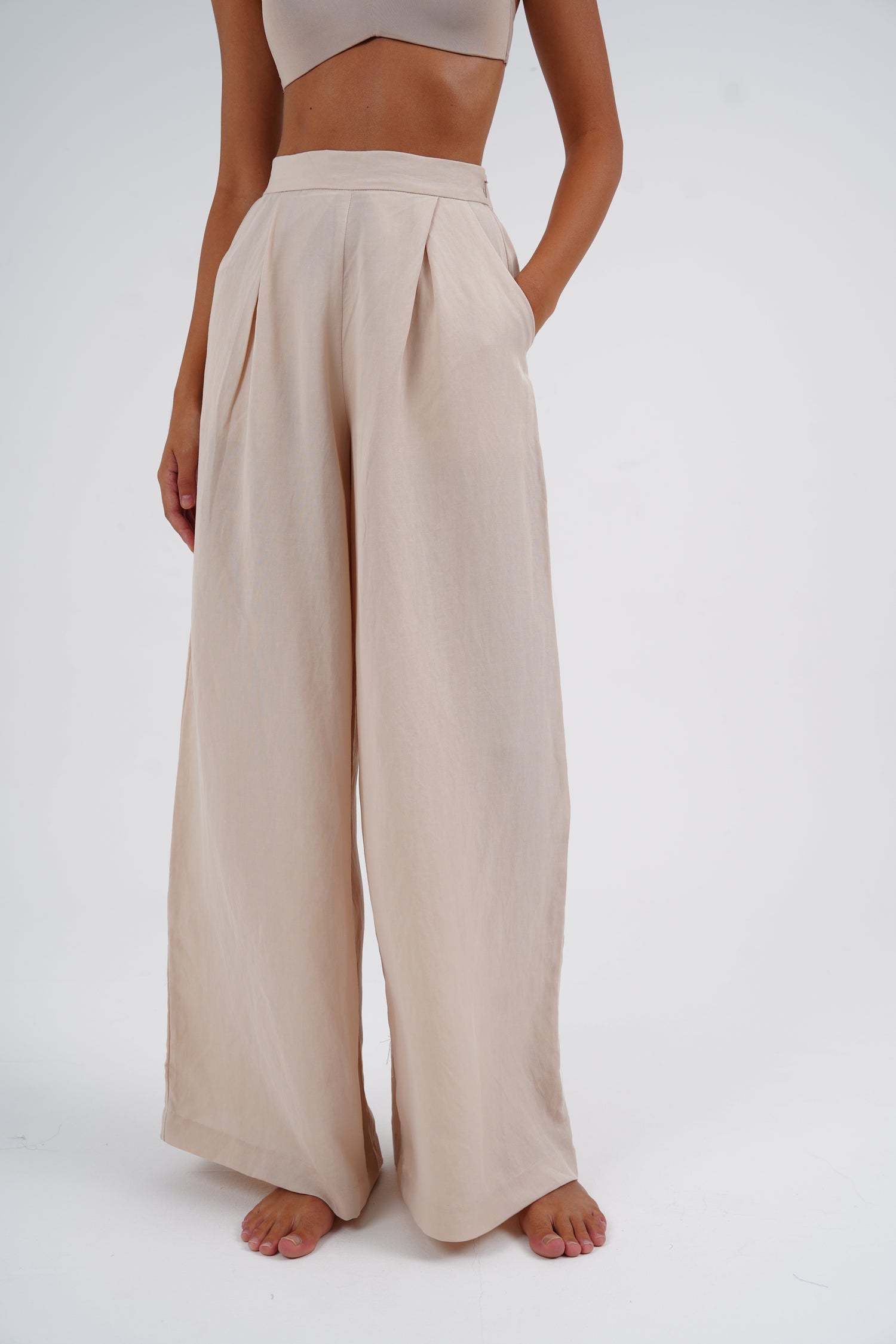 Luenelle Beige Pants