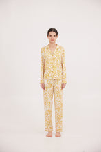 Load image into Gallery viewer, Lila Cream Set
